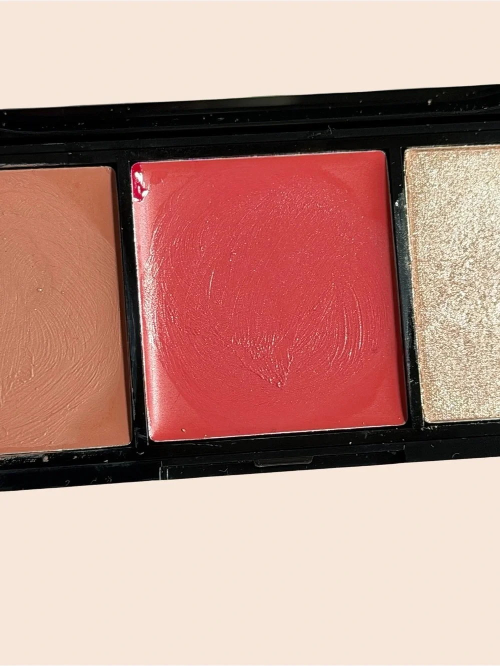 Laura Geller Made to Multitask Cream Trio Palette in THINK PINK